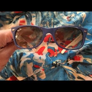 Kids RAY-BAN sunglasses